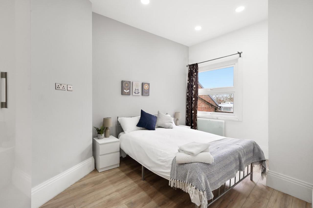 3Br Duplex Penthouse Harrow Centre Διαμέρισμα Εξωτερικό φωτογραφία
